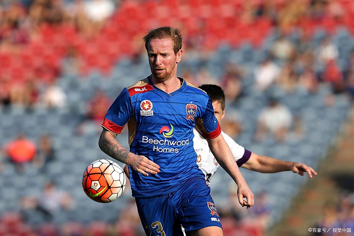 爱游戏-葡超窗口期走向成谜，波尔图伤情更新，底气十足，年轻球员得到机会的简单介绍