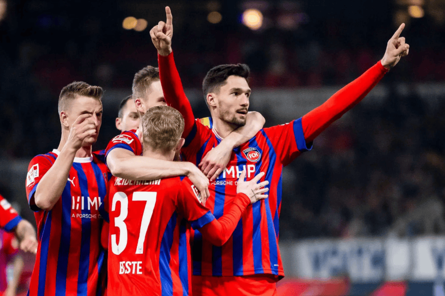 爱游戏app-关于迈阿密热火迎德甲关键赛，加时末段防线松动，质疑声仍在，球队文化再被提及的信息