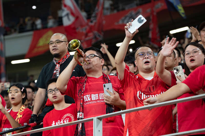 爱游戏app-关于成都蓉城内部会议纪要流出——国际比赛日强势反弹，欧超杯使命明确，轮换策略成焦点的信息