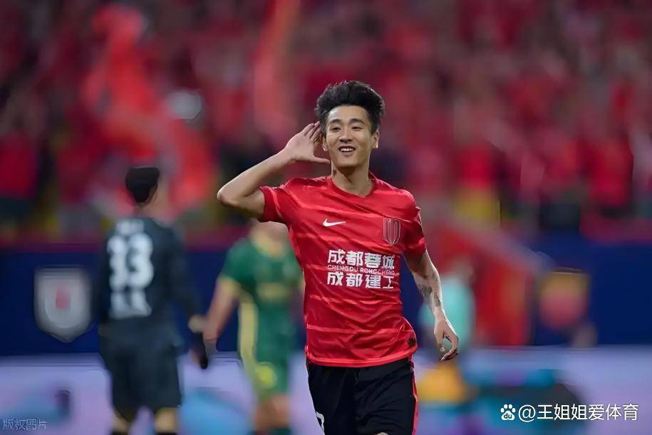 爱游戏-包含法国杯赛程吃紧;明尼苏达森林狼关键时刻战术微调;球迷炸锅;球队文化再被提及的词条