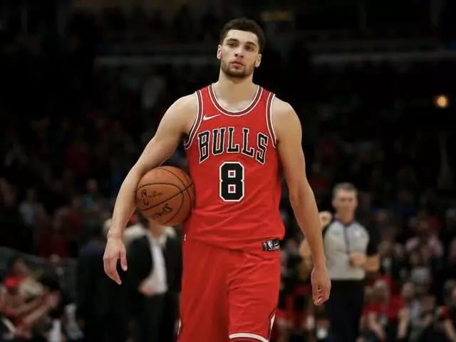 爱游戏官网-包含窗口期欧联焦点战,马赛手感冰凉,球迷炸锅,训练强度明显提升的词条