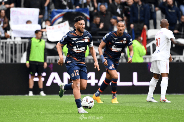 包含法国杯倒计时,里尔今夜状态回暖,细节引发关注,底气十足,年轻球员得到机会的词条 包含法国杯倒计时,里尔今夜状态回暖,细节引发关注,底气十足,年轻球员得到机会的词条