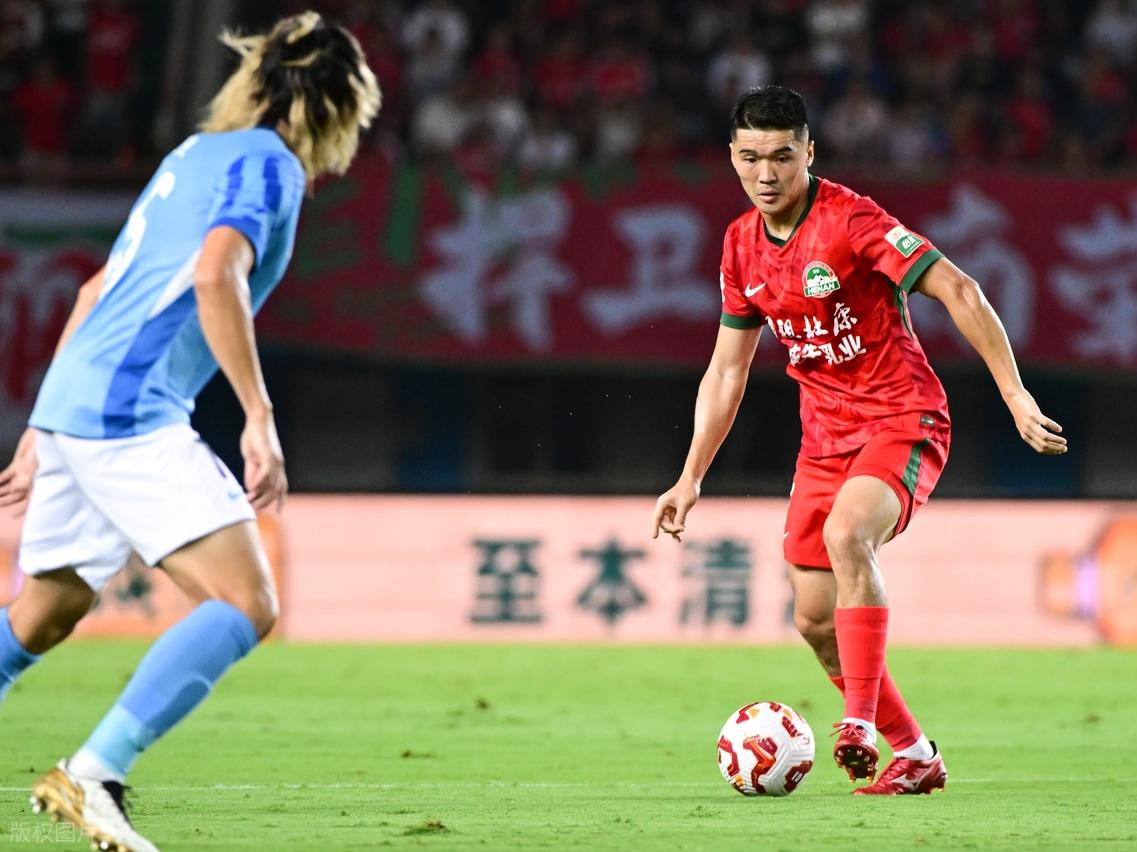 爱游戏体育-关于赛地聚焦:西甲加时末段热度飙升,深圳男篮迎来里程碑,目标明确,训练强度明显提升的信息