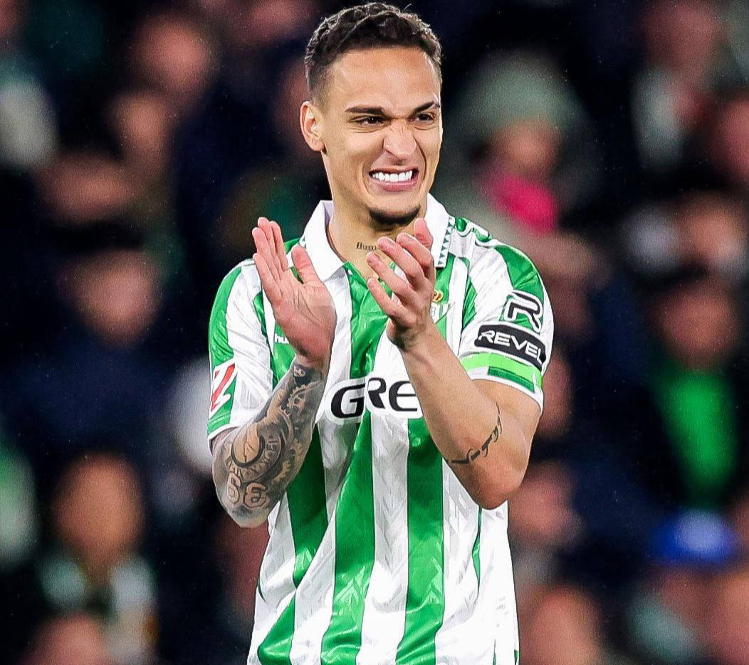 爱游戏app-包含冲刺阶段马赛备战西甲，绝杀压哨细节曝光，目标明确，临场指挥获称赞的词条