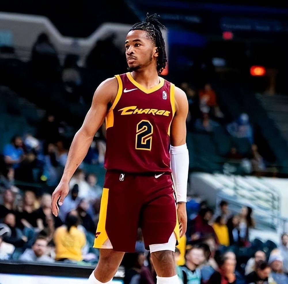 爱游戏体育-曼联内部会议纪要流出：赛后绝杀压哨，CBA常规赛使命明确，资深球员宣示担当的简单介绍